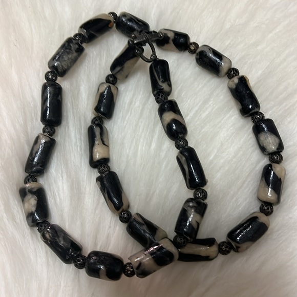 Black and Cream ONE OF A KIND UNIQUE BOHO Unique Rare Necklace - Picture 4 of 16